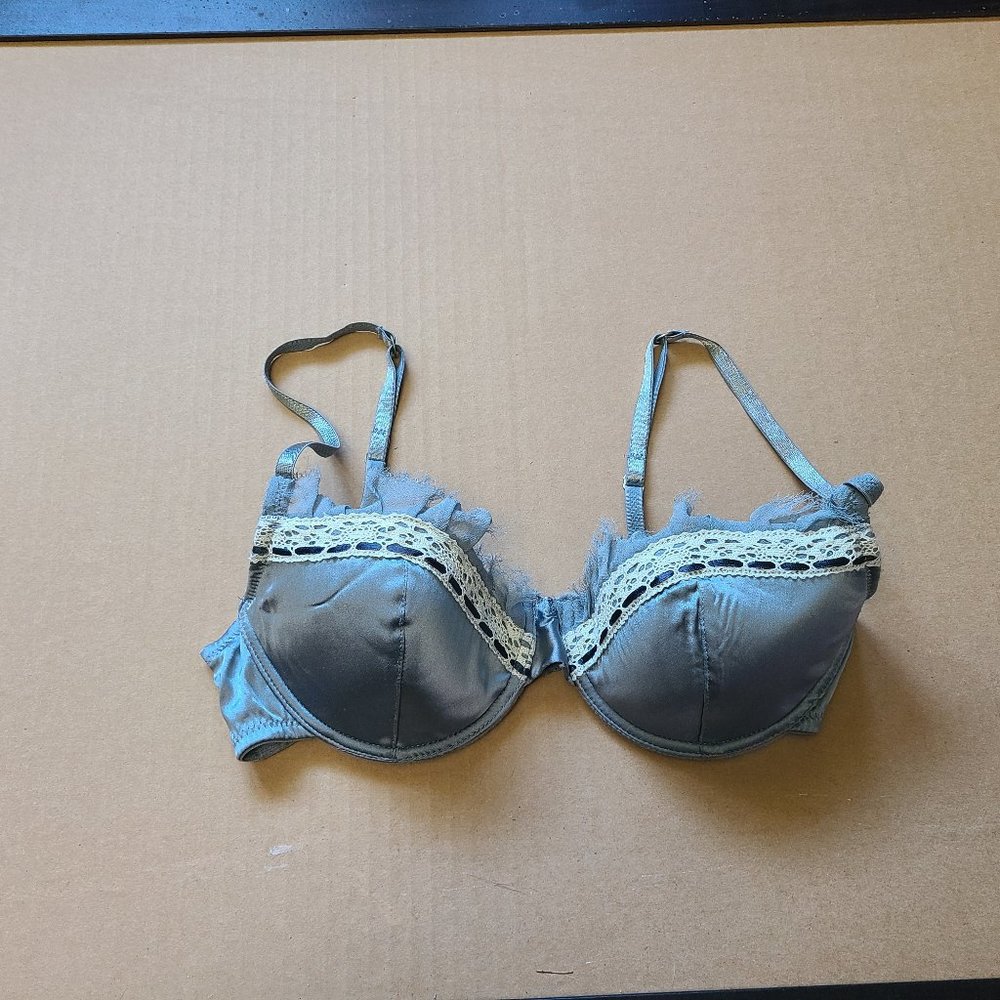 32C Elle Macpherson Bra